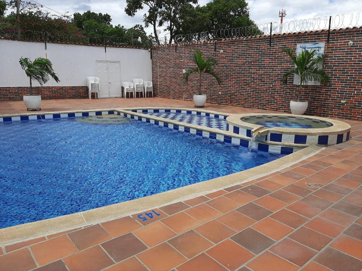 Hotel Fenix Cucuta Exterior photo